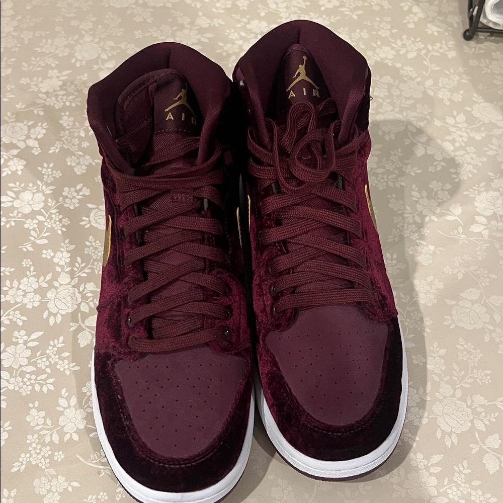 Original !!!Nike Burgundy Velvet High-Top Sneakers with Gold Accents